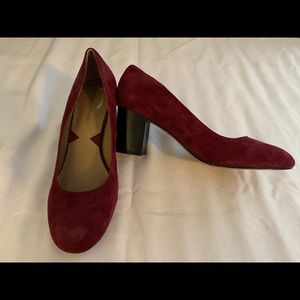 Adrienne Vittadini maroon suede shoes. 8M